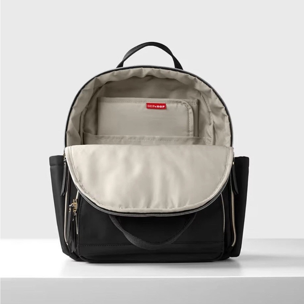 Skip Hop Black and Gold Diaper Bag Backpack - Picture 12 of 12